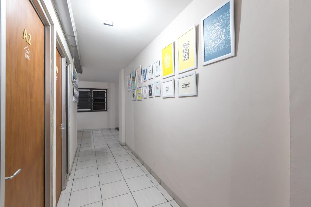 Maminoti Syariah Residence Mitra Reddoorz Bogor Buitenkant foto